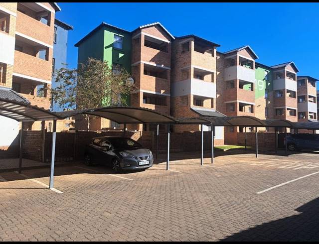 2 BEDROOM APARTMENT FOR SALE IN HEUWELOORD